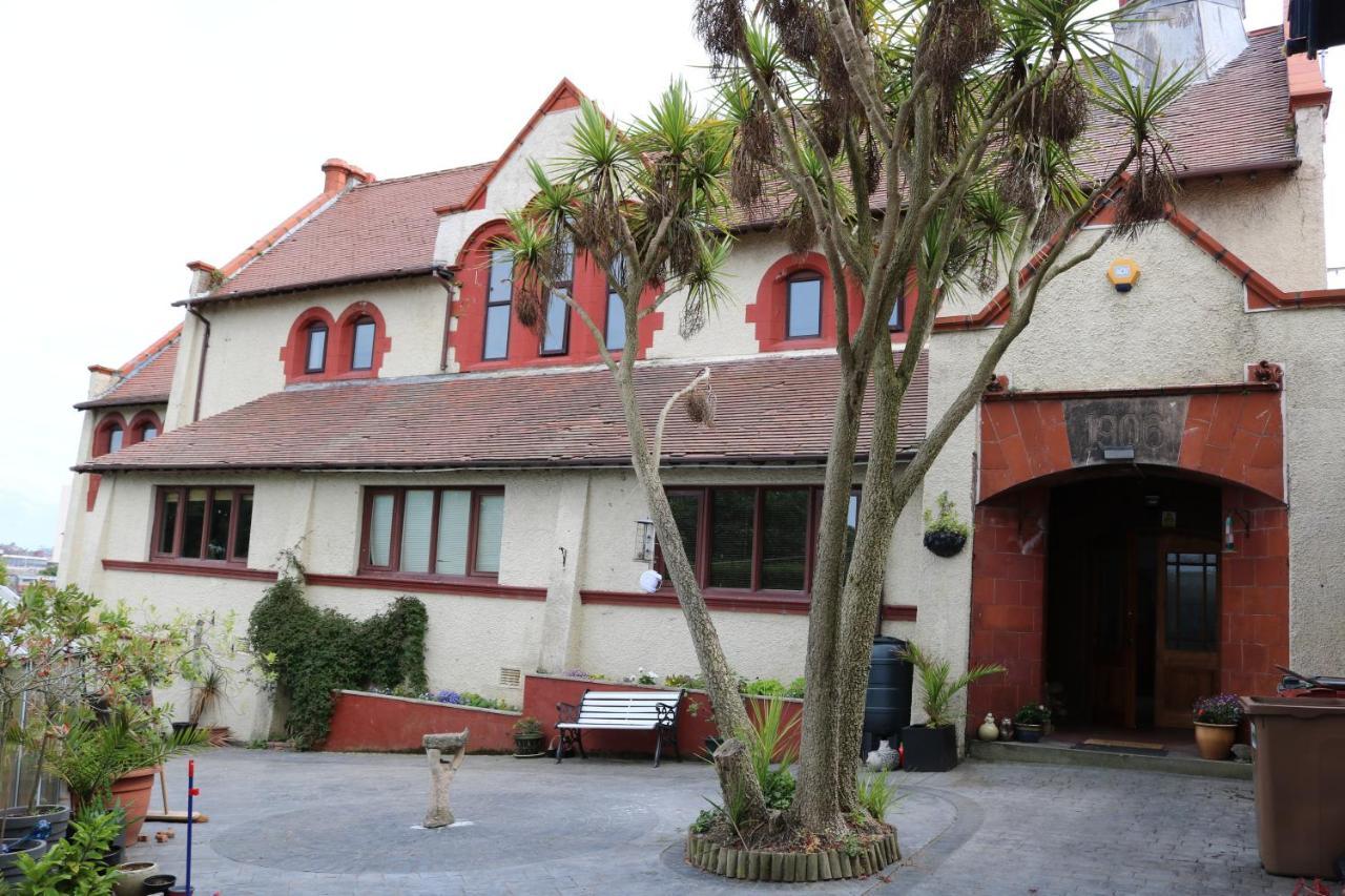 Hotel Victoria House Barrow-in-Furness Zewnętrze zdjęcie